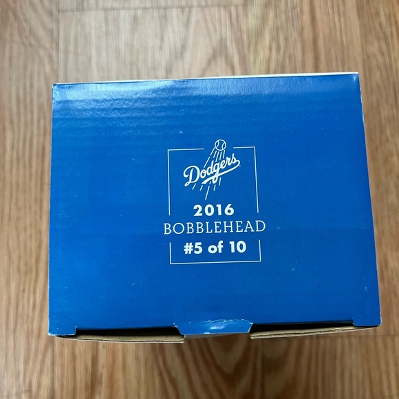 Bobblehead - Picture 5 of 15